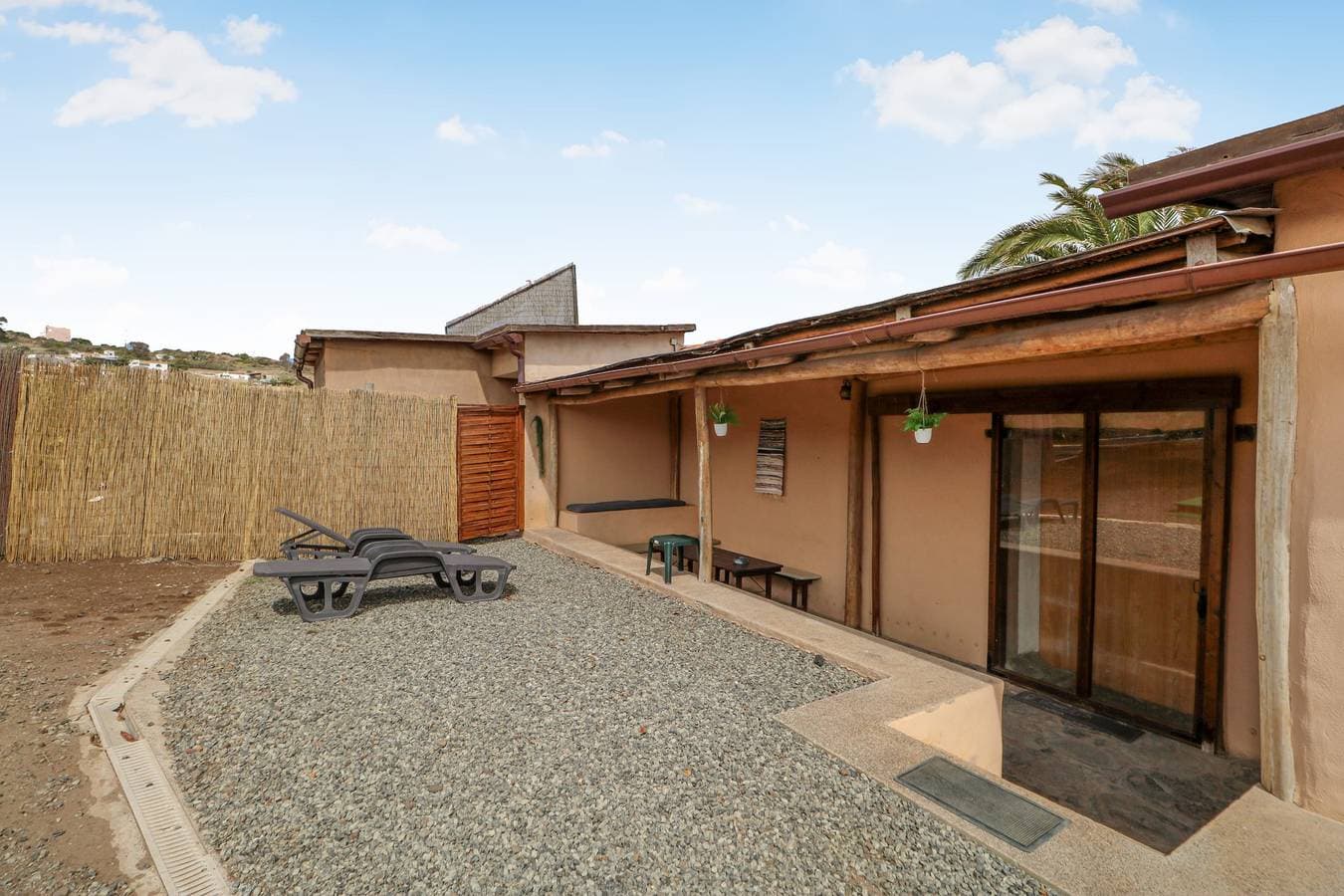 Foto 3 von 29: Ferienhaus für 4 Personen mit Terrasse