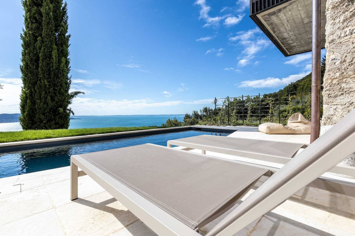 Foto 4 von 35: Villa „Engardina“ mit Seeblick, WLAN und Klimaanlage