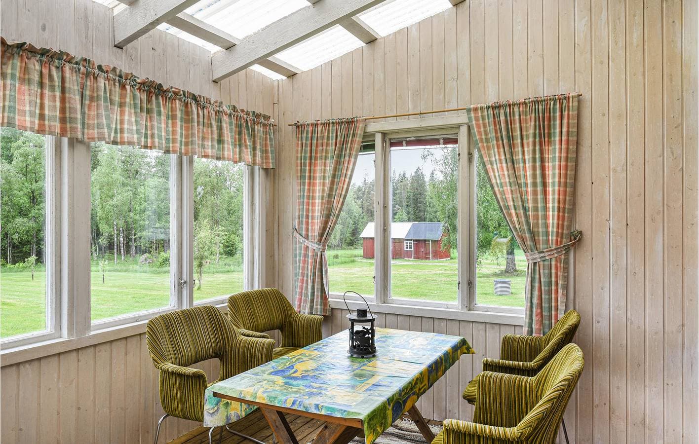 Foto 7 von 27: Ferienhaus für 7 Personen mit Terrasse