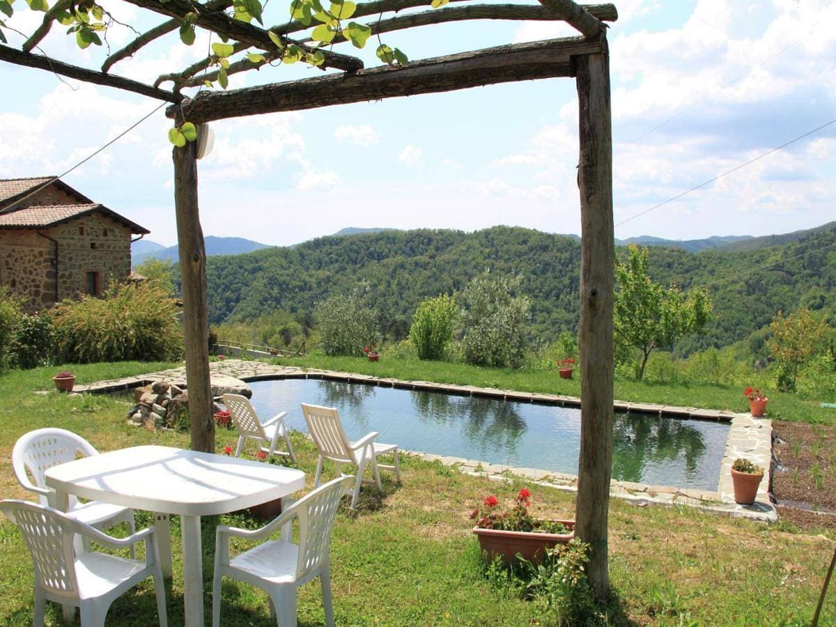 Holiday home in Canossa with Swimming Pool, Garden, Barbecue 1