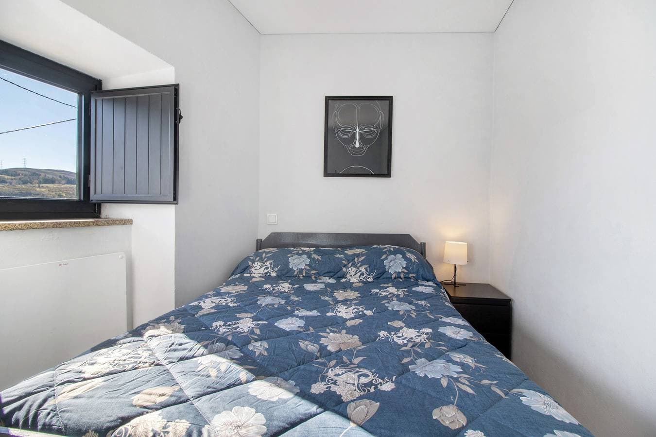 Foto 11 von 38: Ferienhaus 'Casaesquerda Cinza' mit Bergblick und WLAN