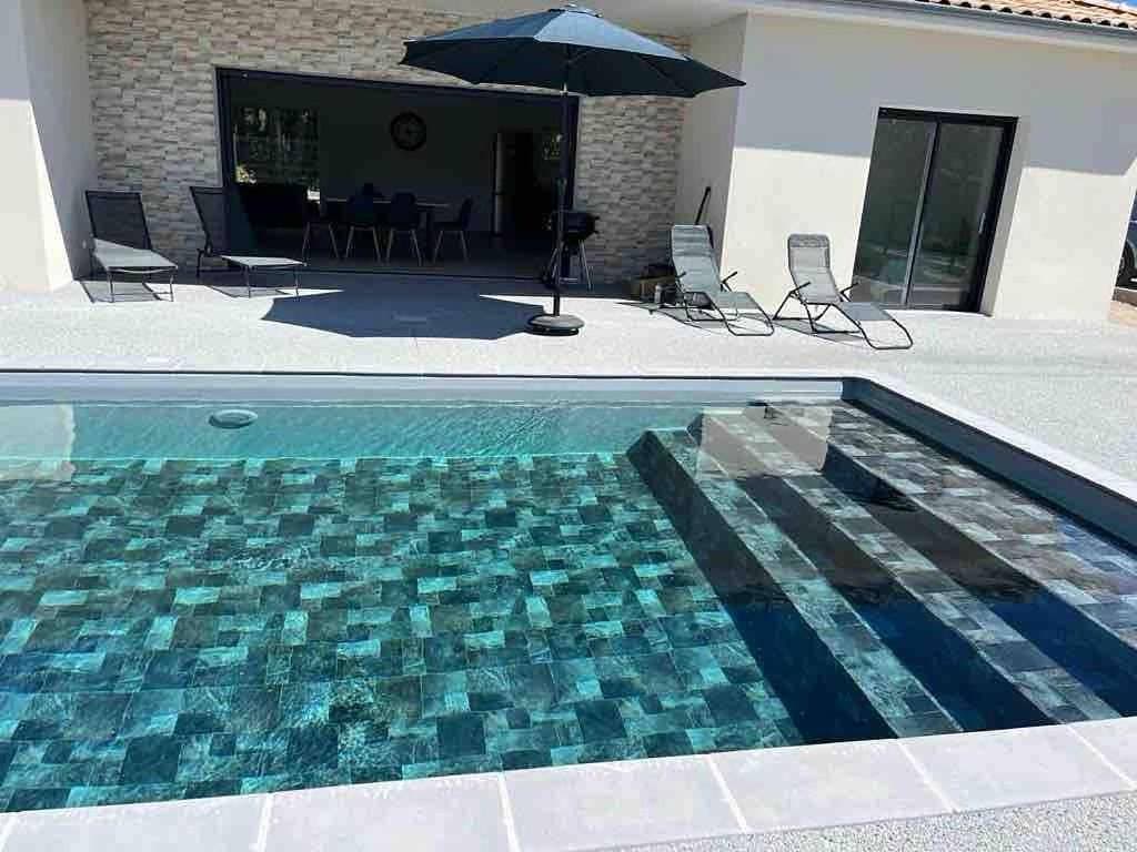 Foto 2 von 46: Villa with Private Pool