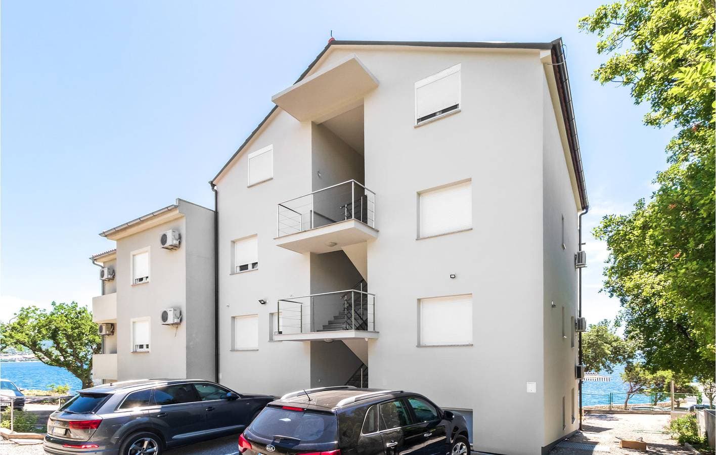 Foto 4 von 28: Gemütliche Unterkunft, 100 m von der Küste entfernt: WLAN, Klimaanlage, Parkplatz und Terrasse in Klenovica