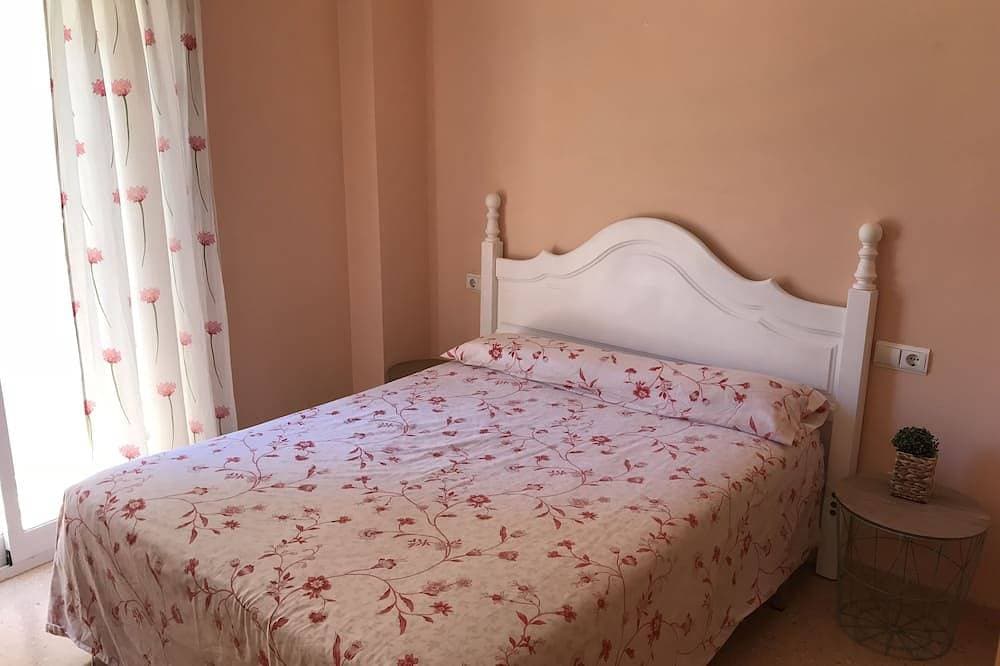 Foto 3 von 12: Zentrum, mit Blick auf die Burg und nahe dem Strand