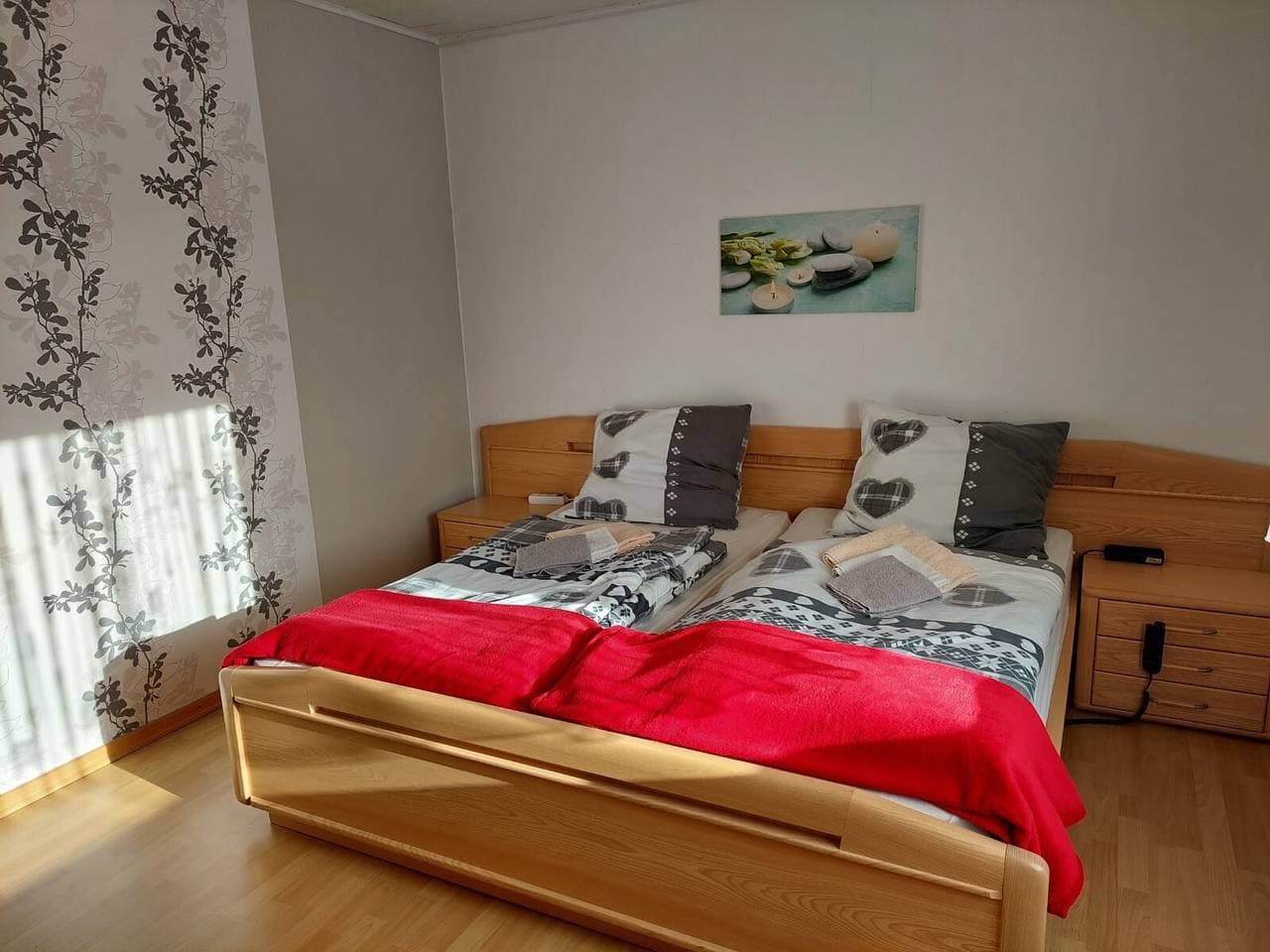 Foto 2 von 11: Ferienwohnung 'Wolfswind' mit Bergblick, Balkon und Wi-Fi
