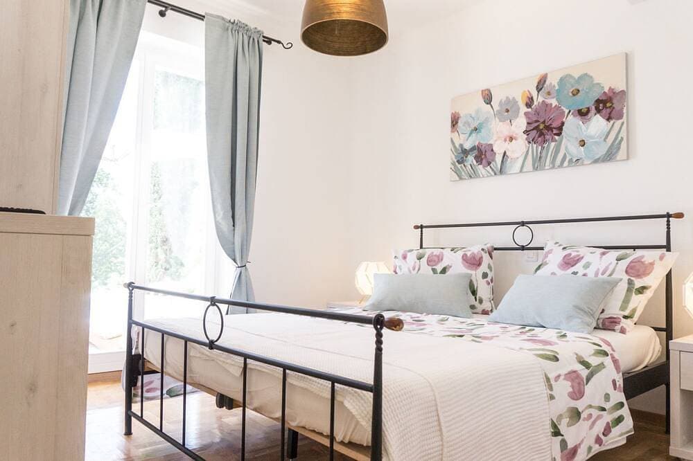 Foto 7 von 30: Nettes Ferienhaus in Smoljanci mit Privatem Pool