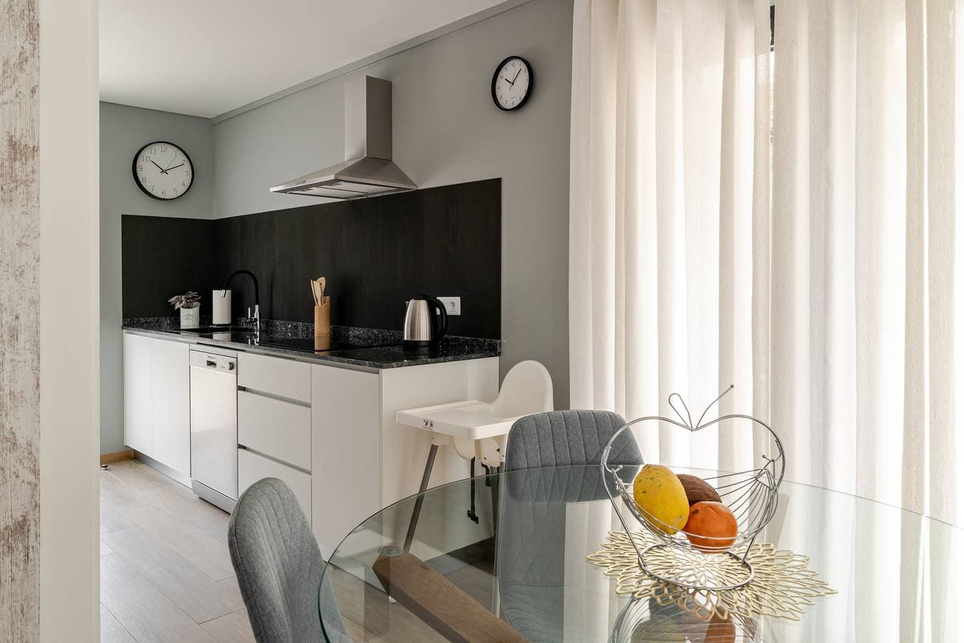 Foto 10 von 25: Ferienhaus 'Felicidade' mit Bergblick, Wi-Fi und Klimaanlage