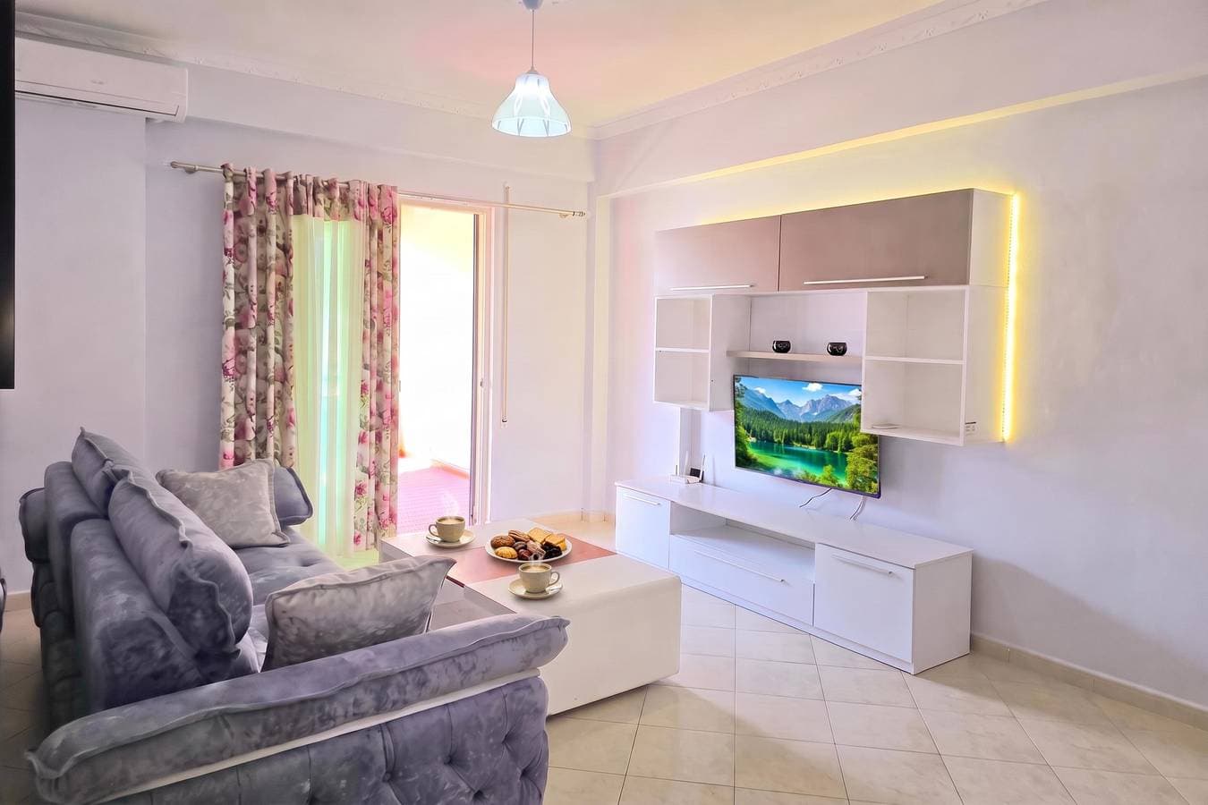 Foto 2 von 28: Ferienwohnung für 6 Personen mit Balkon