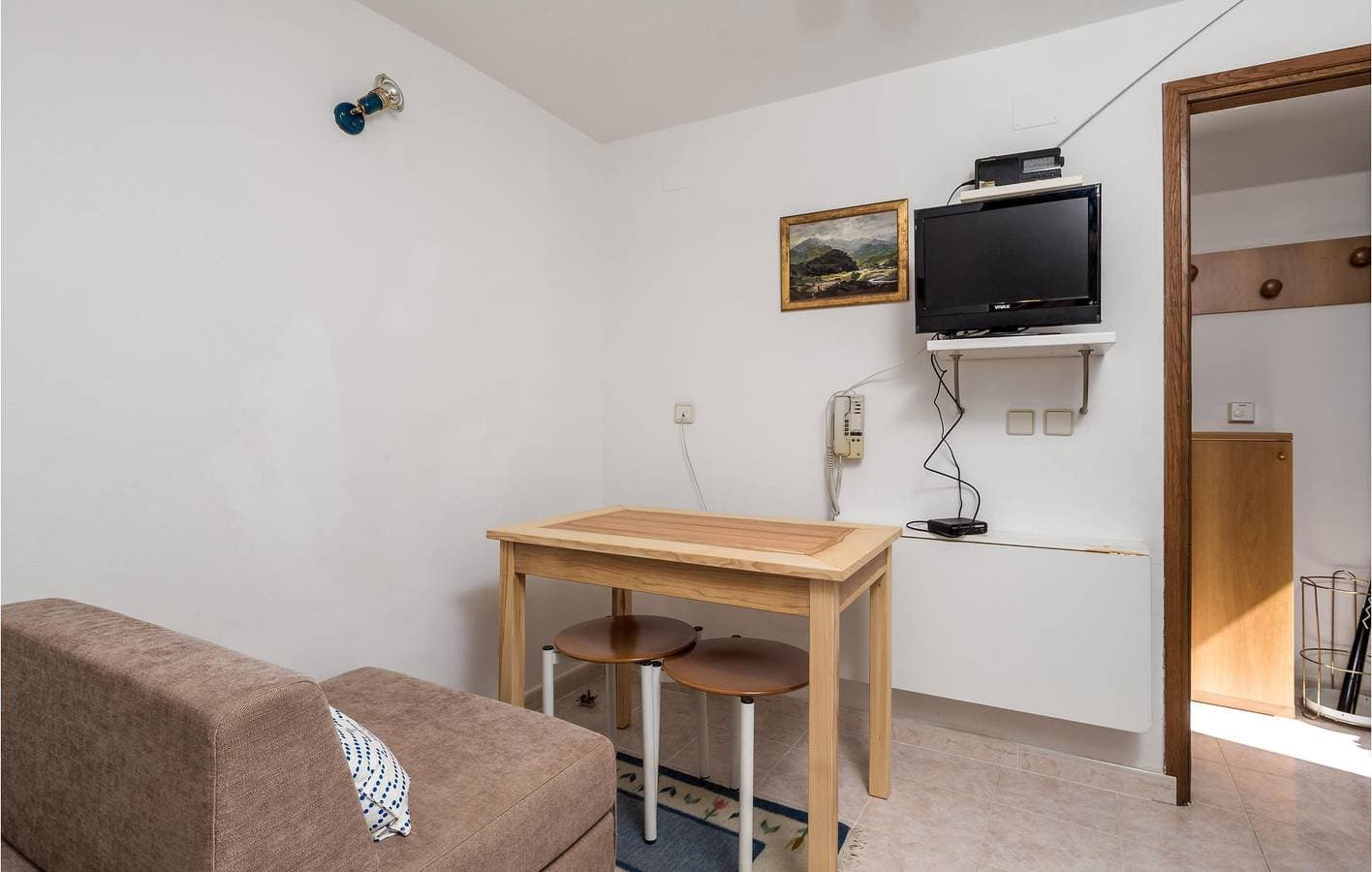 Foto 10 von 21: Gemütliche Ferienwohnung mit Terrasse, 2 km vom Strand von Valdarke entfernt