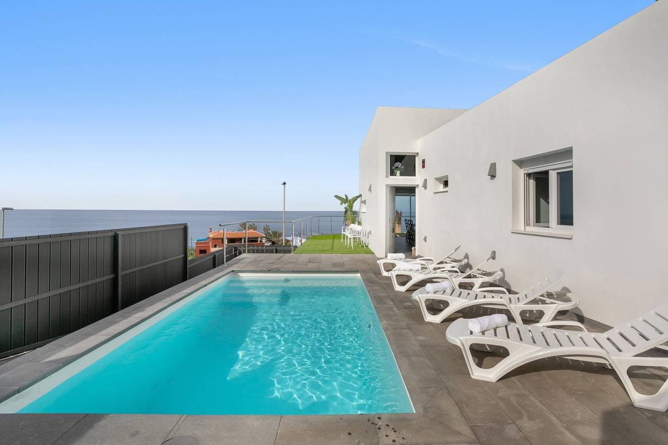 Villa Carlota 1