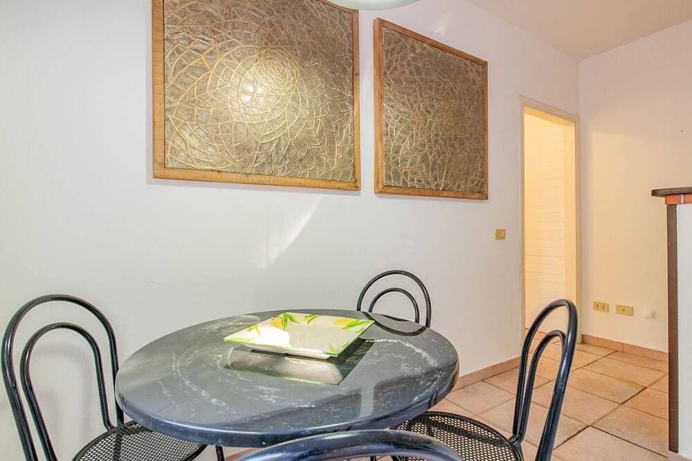 Foto 11 von 30: Spacious villa just a few steps from Paolina Beach.