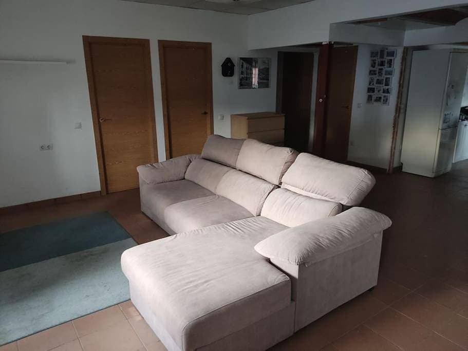 Foto 12 von 19: Three-Bedroom Apartment