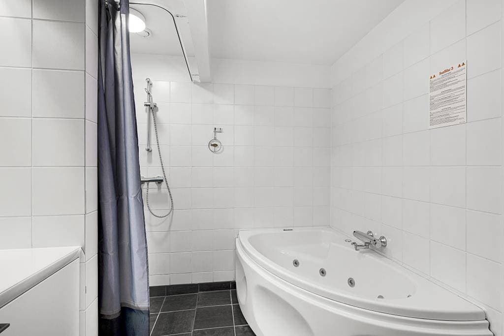 Foto 12 von 19: Schöne Ferienwohnung in erster Reihe mit Panoramablick über die Ebeltoft Buc ht