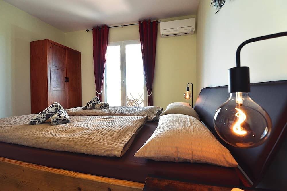 Foto 6 von 26: Villa Puerta del Sol für 10 Personen/ Pool/ WiFi / Klima