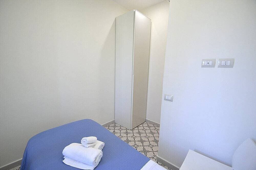 Foto 8 von 30: Villa Elicona D: A welcoming apartment situated in a central location, at a short distance from the Cathedral of Ravello, with Free Wi-Fi.