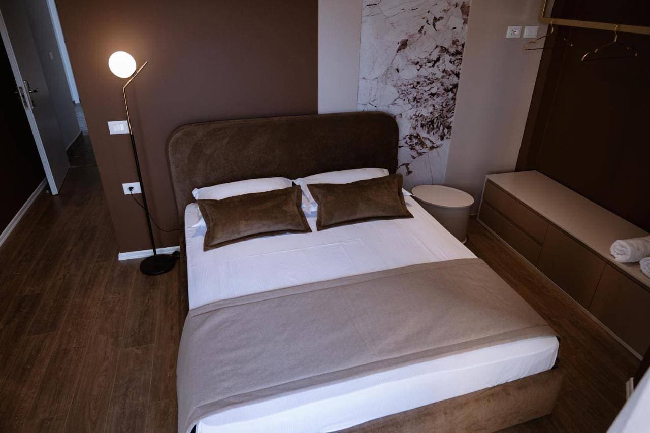 Foto 9 von 16: Double Room with Balcony