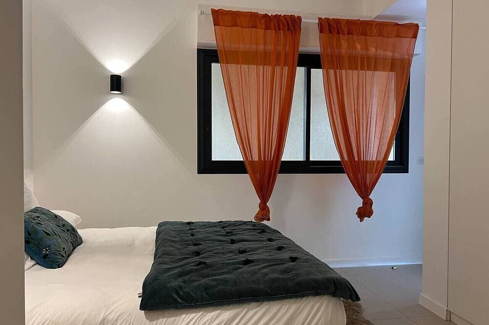 Foto 4 von 24: Large 2-room apartment with panoramic sea view