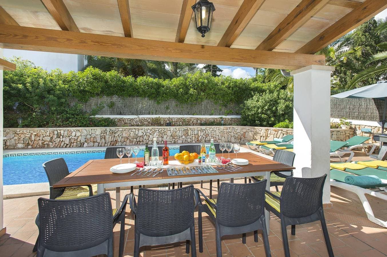Foto 8 von 27: Villa für 10 Personen mit Garten