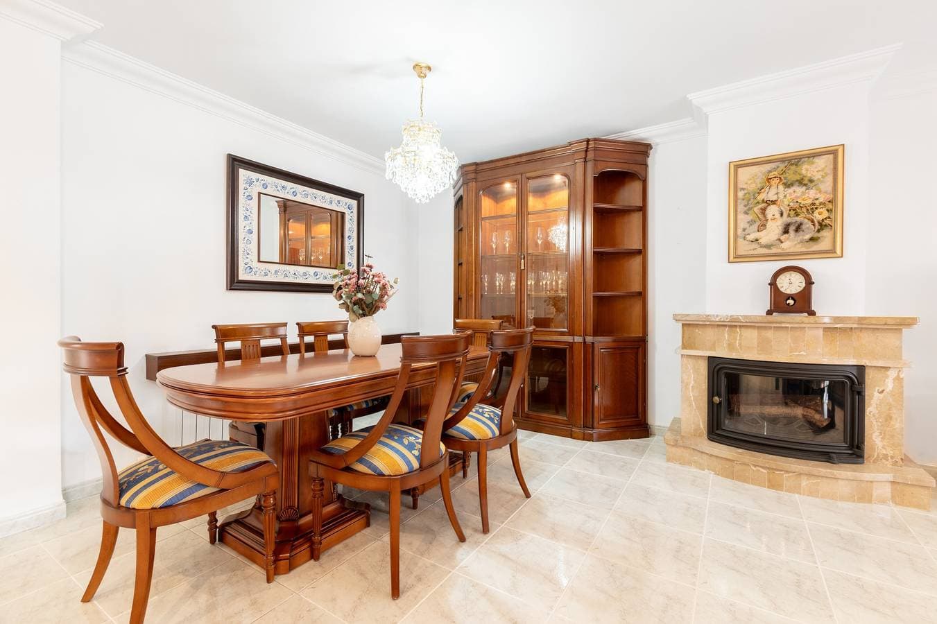 Foto 5 von 31: Villa Epi – Ruhige Villa in Wohngegend mit privatem Pool und Garten
