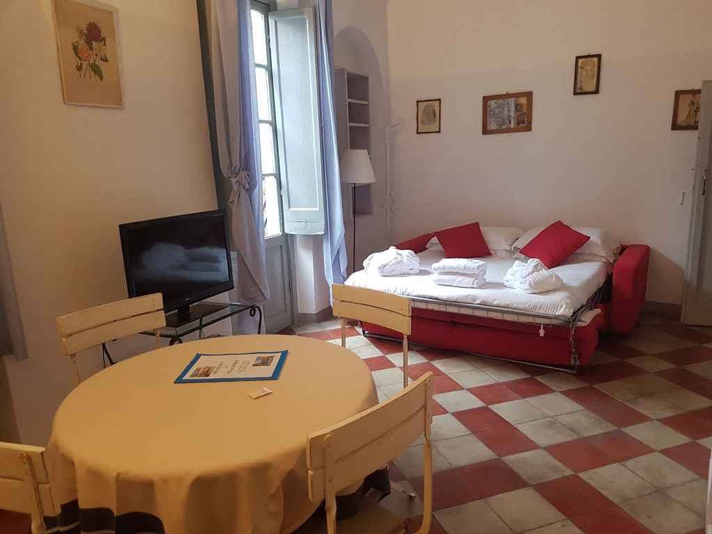 Foto 8 von 18: Ferienwohnung im mittelalterlichen Dorf von Finale Ligure