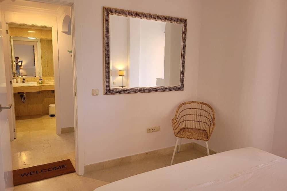 Foto 4 von 30: Attraktive 1-Zimmer-Wohnung, Los Patios de Santa Maria Golf, Elviria-Marbella