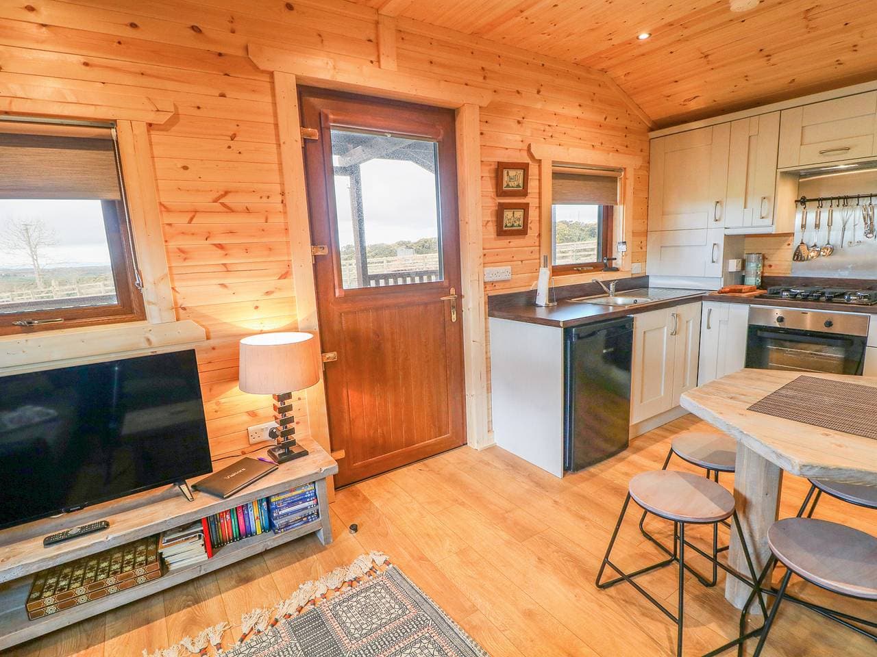 Foto 6 von 24: Lodge für 5 Personen mit Garten