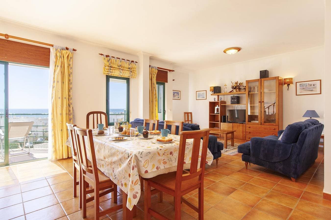 Foto 3 von 39: Ferienwohnung für 3 Personen mit Pool