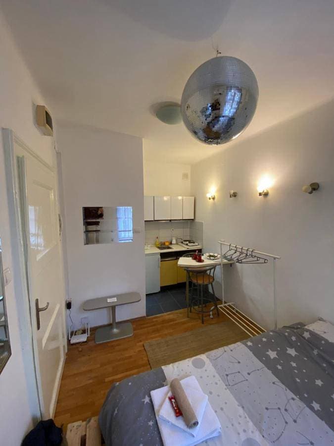 Foto 2 von 18: One-Bedroom Apartment