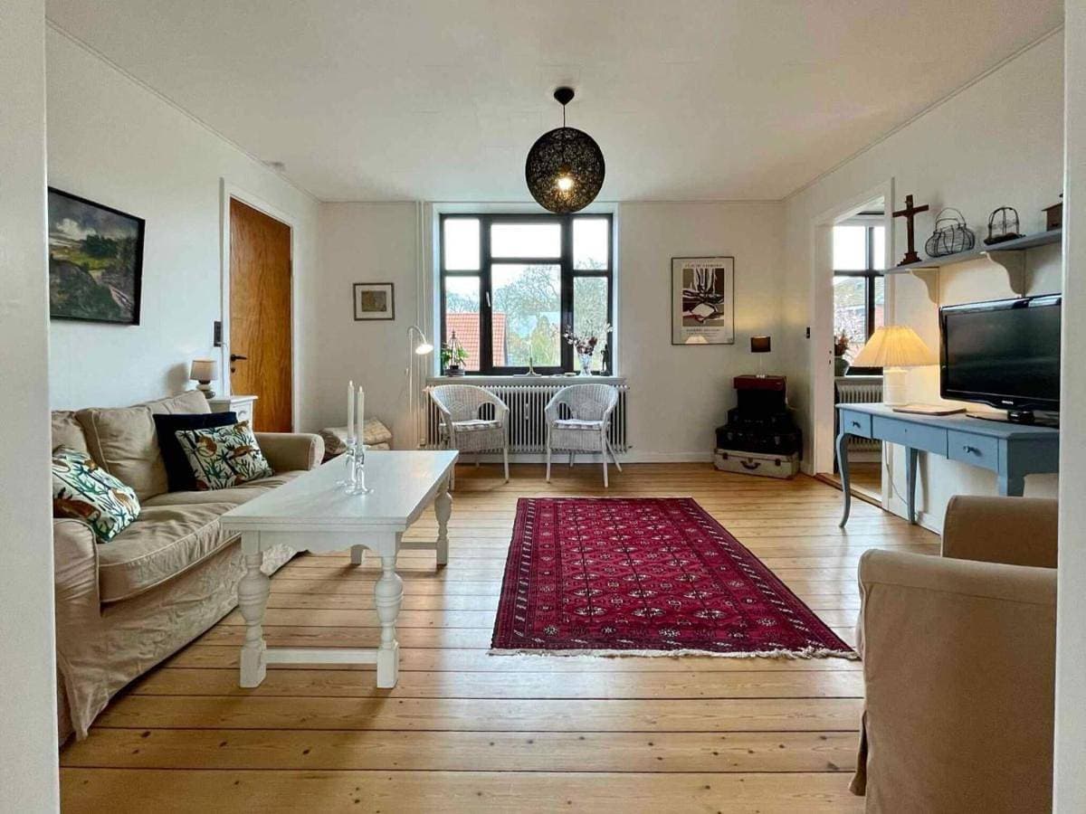 Foto 3 von 14: Two-Bedroom Holiday Home