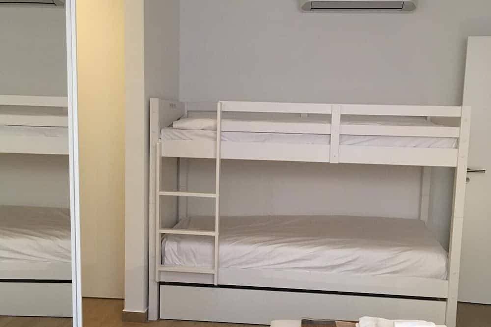 Foto 6 von 30: Genießen Sie modernen Komfort und privaten beheizten Pool im Casa Ambiente Verde