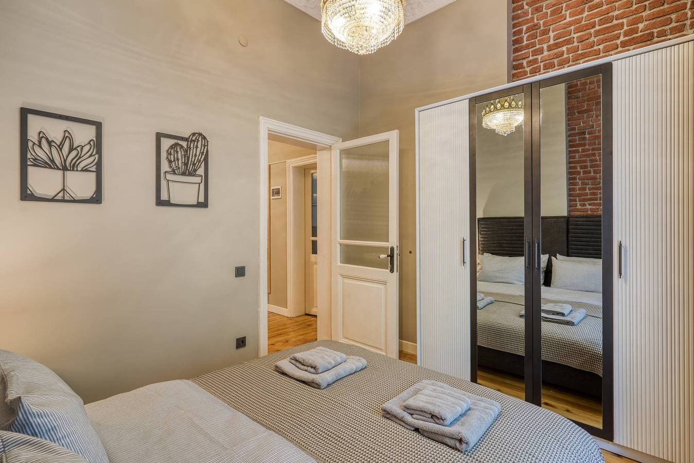 Foto 10 von 49: Premium-Haus, 3 Schlafzimmer, renoviert, Best Loc Kadıköy