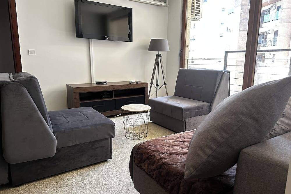 Foto 4 von 12: Mik Apartments Heart of Budva 1+1 40sqm