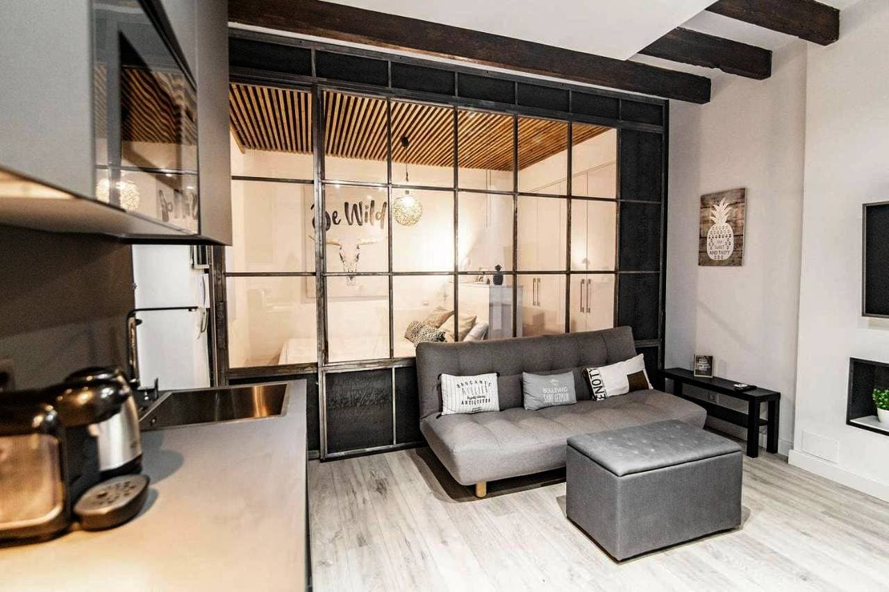 Cozy and modern apartment for 4 in Madrid 1
