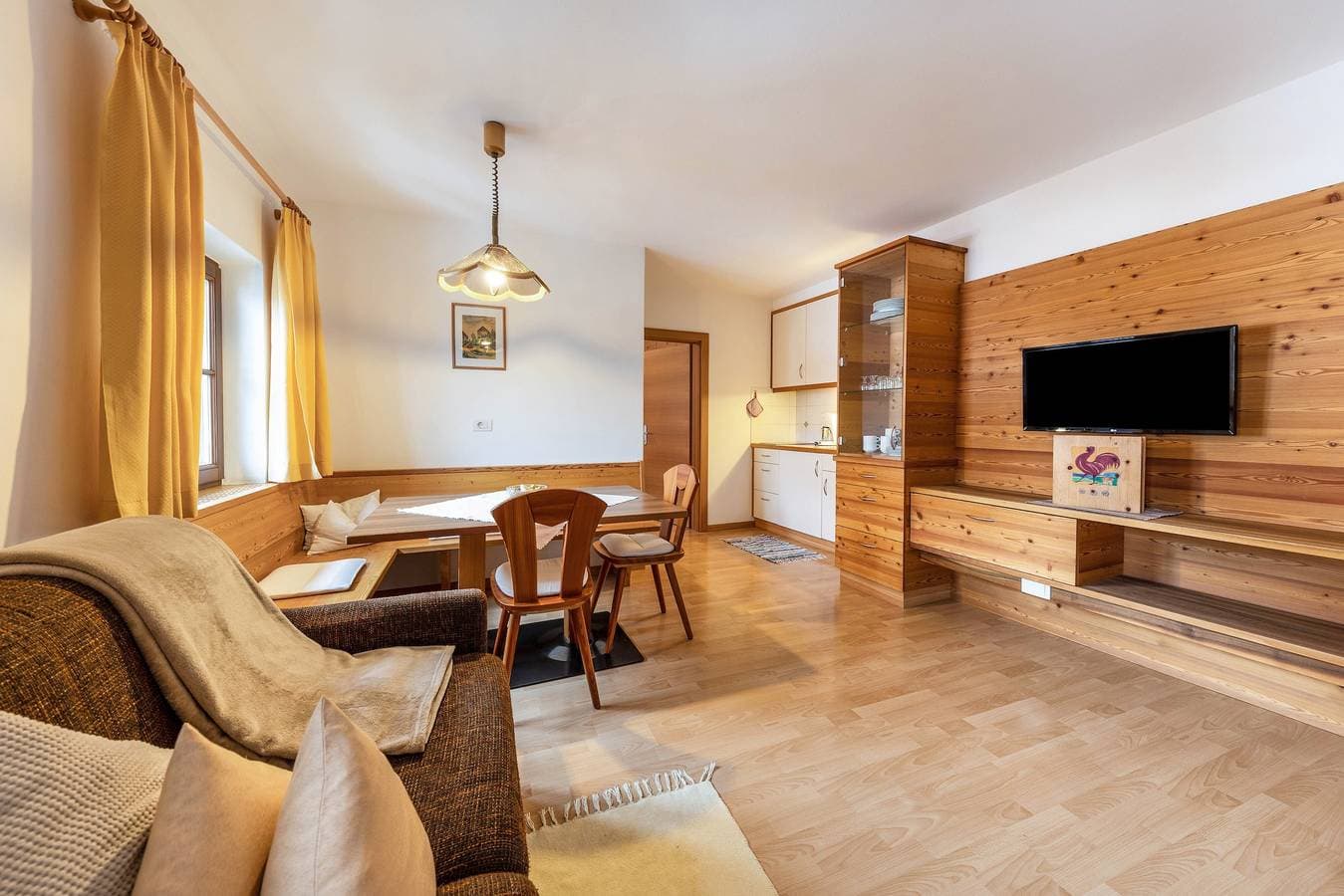 Foto 2 von 27: Ferienwohnung "Florerhof Lavendel" mit Bergblick, Sauna, WLAN & Garten