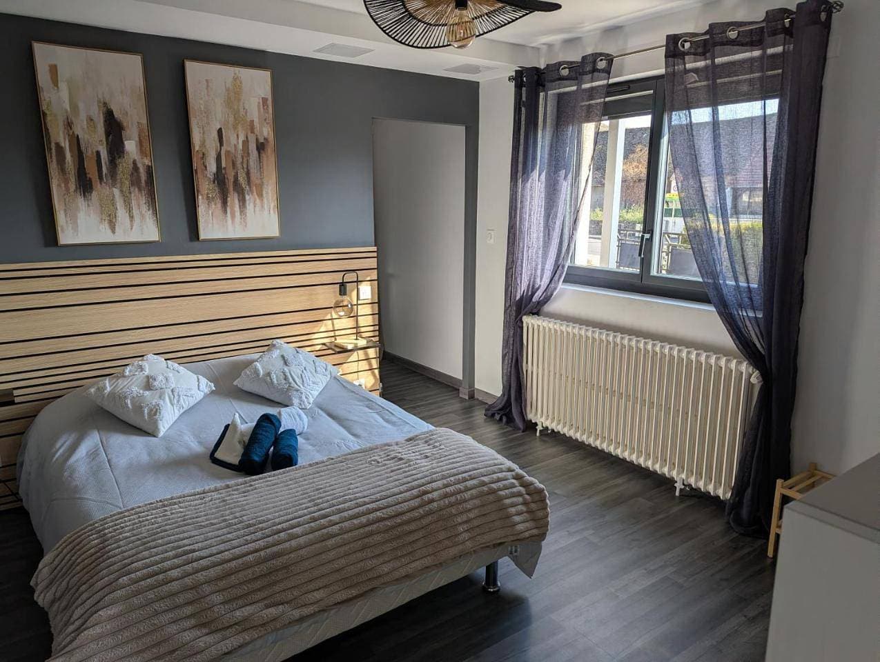 Foto 6 von 11: Double Room with Private Bathroom