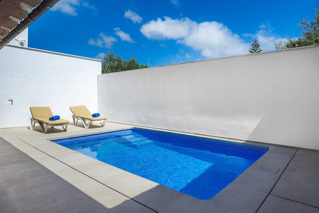 Foto 3 von 40: Ferienhaus "Sestanyolet" mit Meerblick und Bergblick, WLAN, Pool & Terrasse