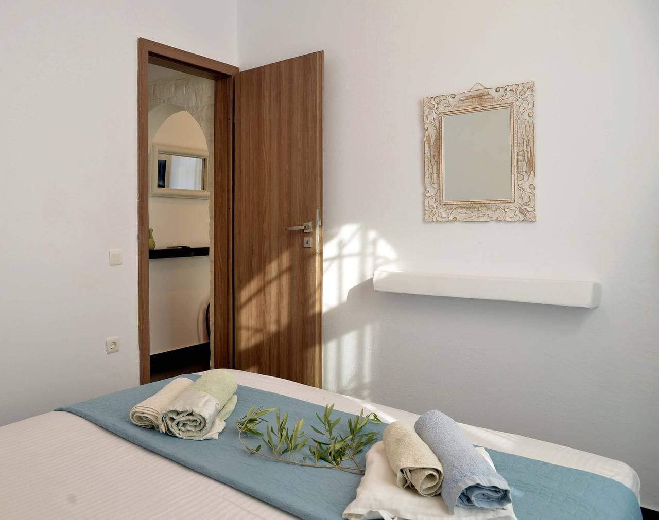 Foto 5 von 42: Apartment 'Doliva Studio' mit privatem Pool, Bergblick, WLAN und Klimaanlage