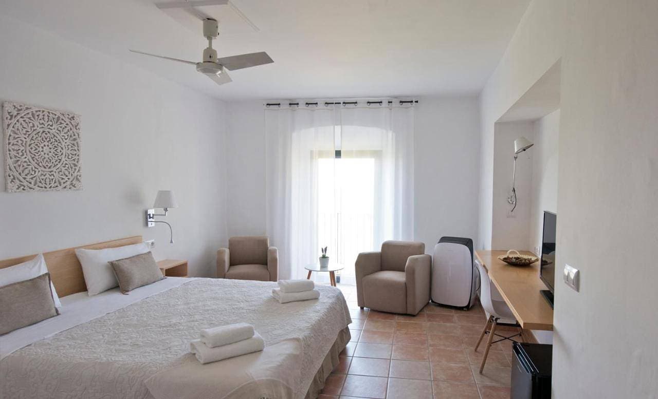 Hostal la Salut de Terrades 1