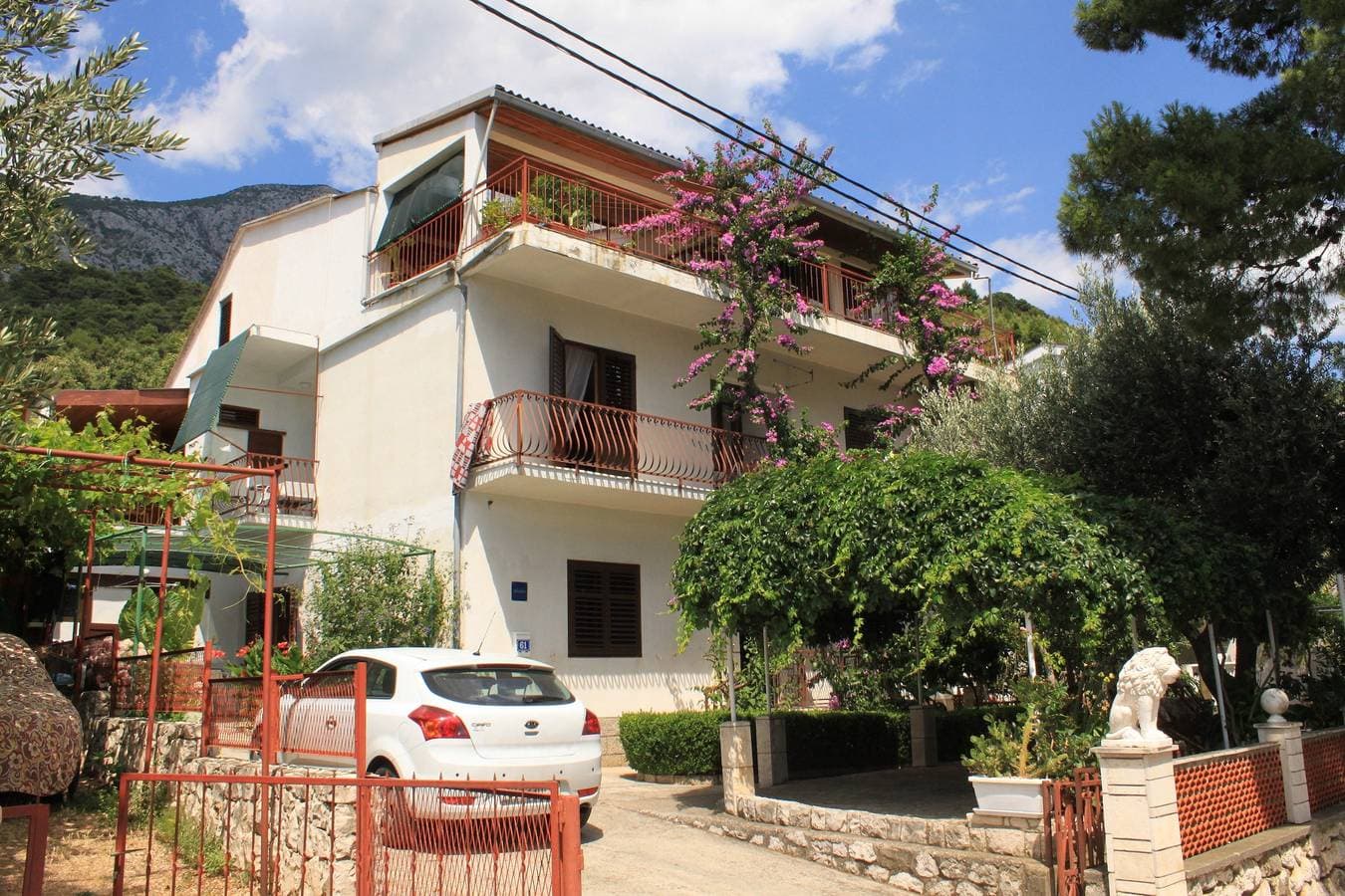 Foto 2 von 30: 1-Zimmer-Ferienwohnung am Strand Zivogosce - Mala Duba, Makarska A-2603-b