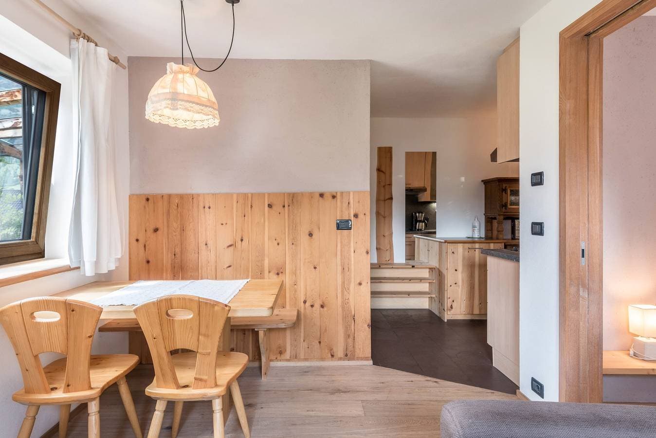 Foto 11 von 30: Ferienwohnung 'La Plates - Daduman' mit Bergblick, Terrasse & Sauna