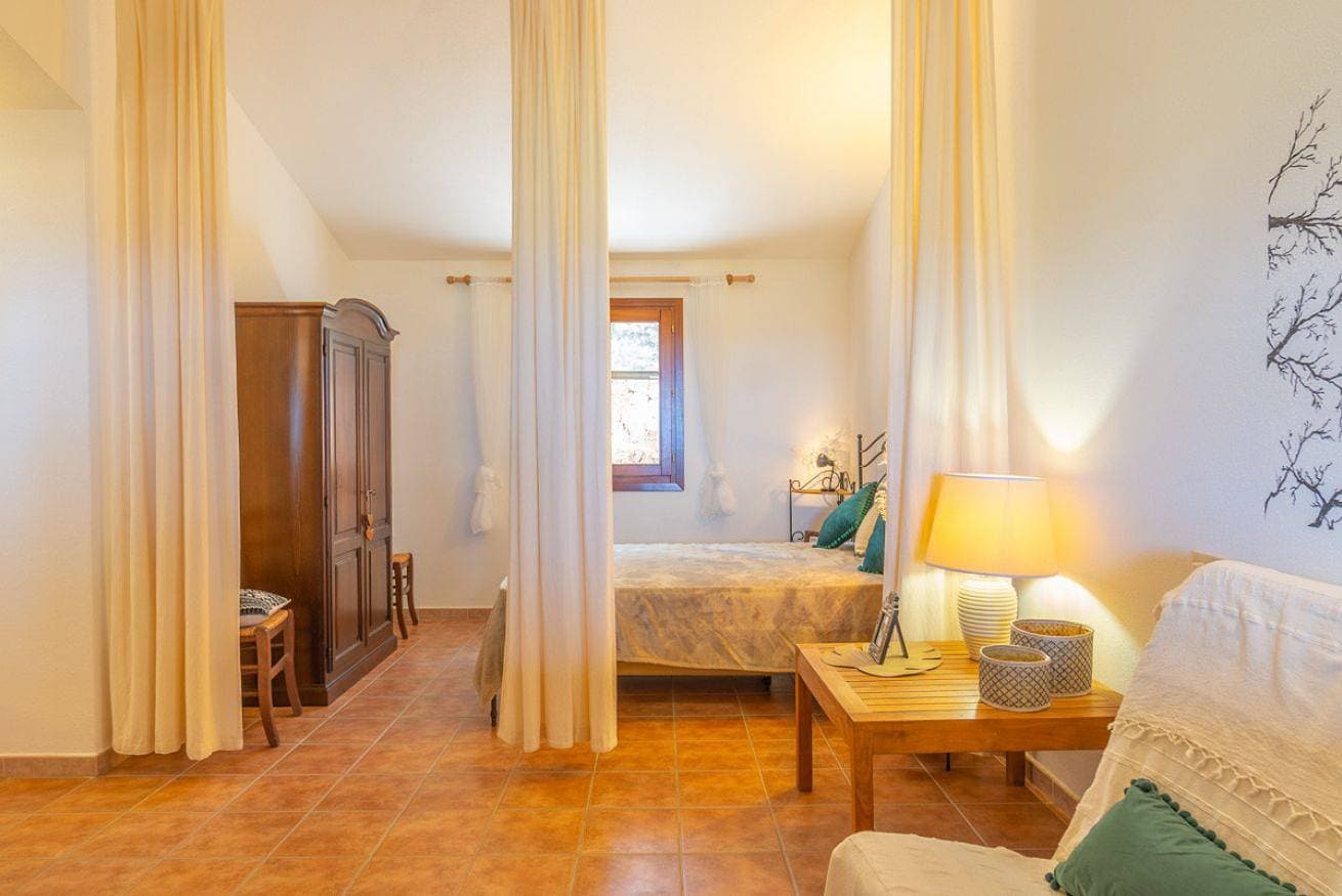 Foto 5 von 27: Ferienwohnung für 3 Personen mit Pool