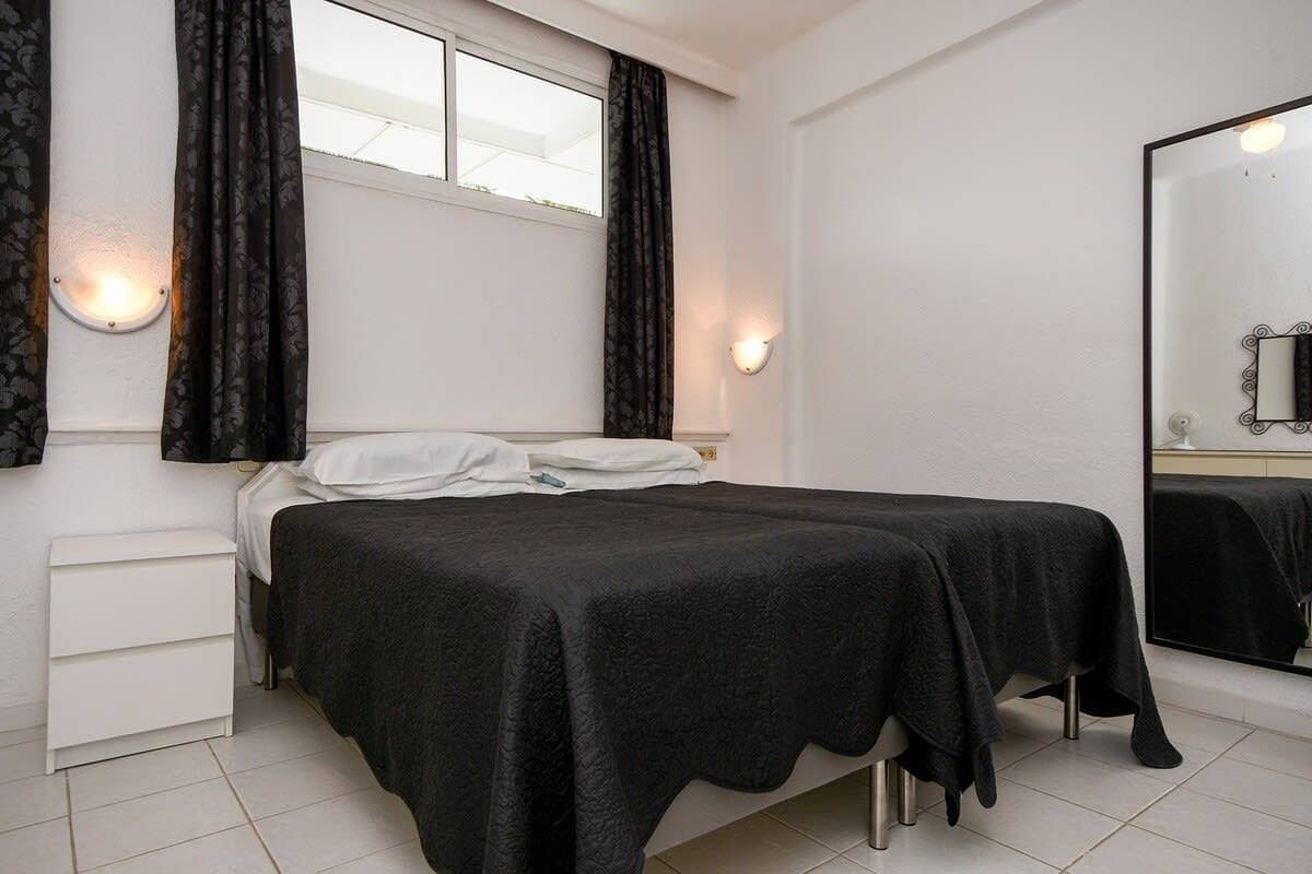 Foto 12 von 23: Ferienwohnung für 3 Personen mit Pool
