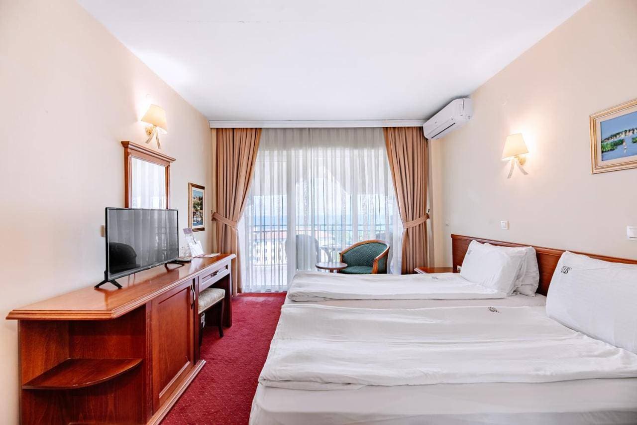 Foto 7 von 14: Double Room with Lake View