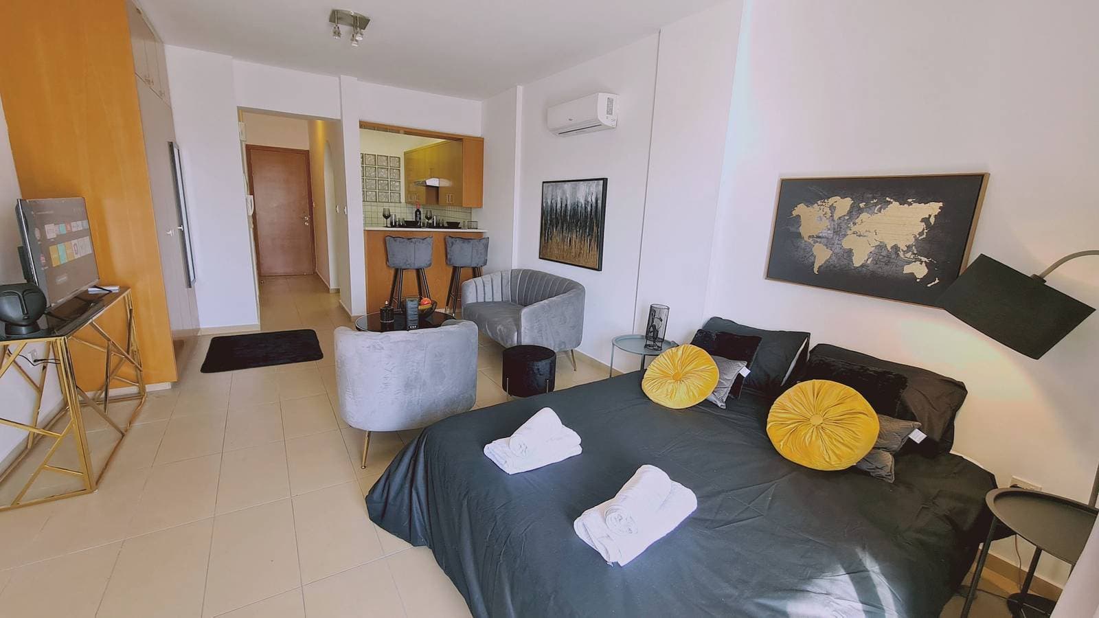 Foto 9 von 28: 77 Kpf - Stay Paphos Beyond Studio