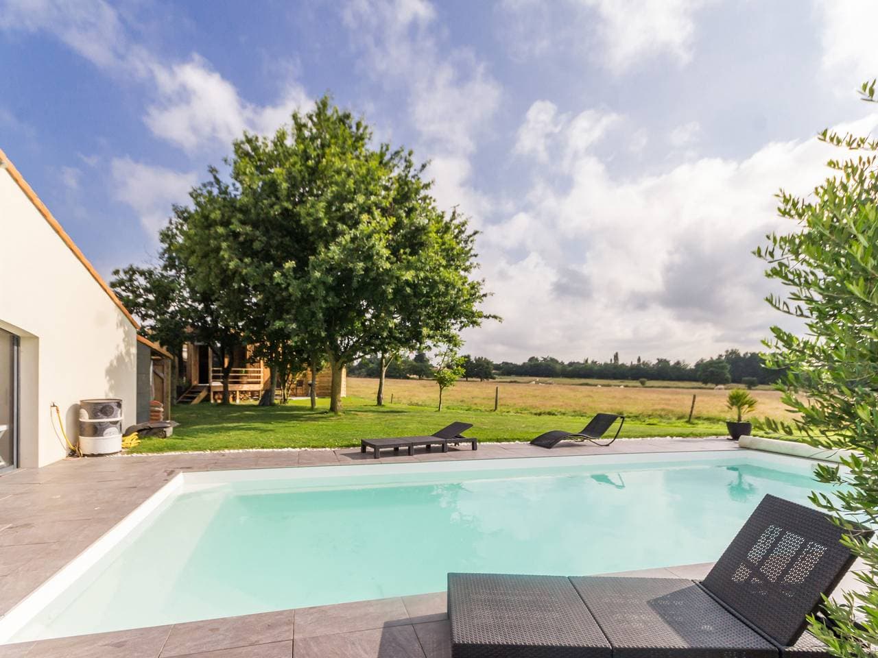 Foto 8 von 15: Charmante cabane calme avec piscine privative chauffée, à deux pas de Clisson et Nantes