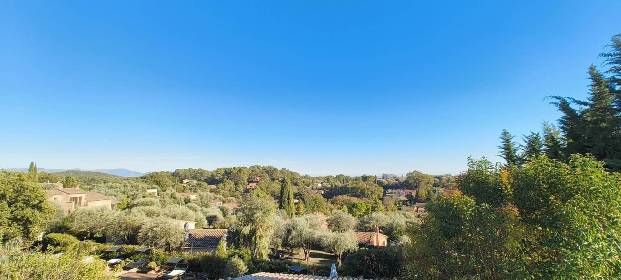Foto 12 von 37: Ferienhaus für 22 Personen mit Garten