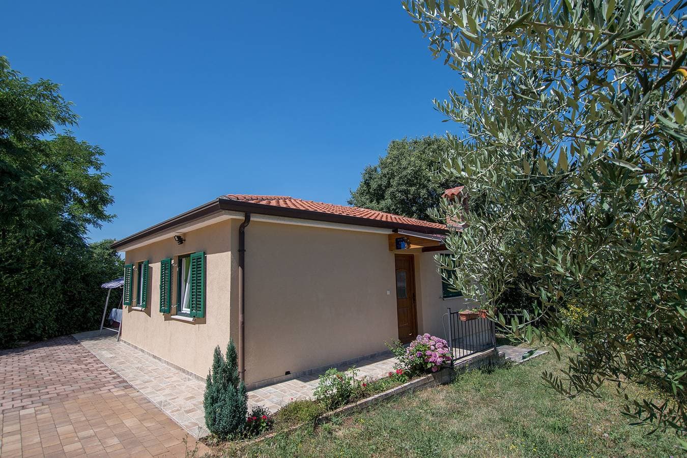Foto 2 von 41: Ferienhaus für 5 Personen mit Terrasse