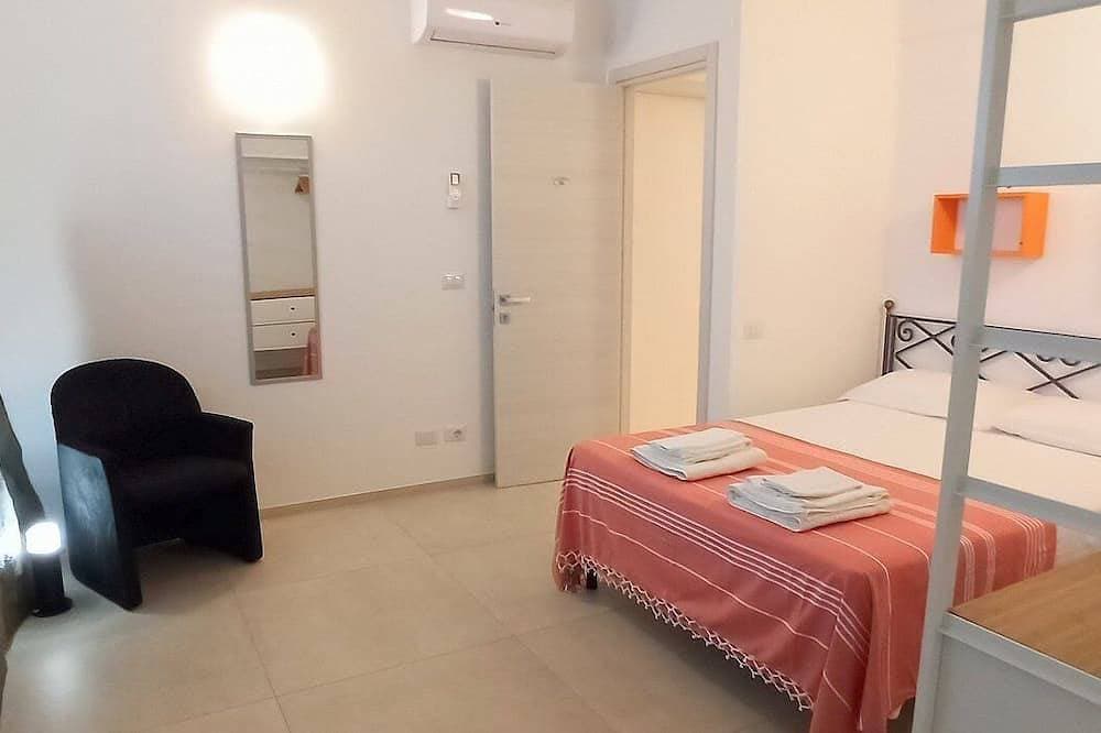Foto 6 von 30: Villa Eliria A: A graceful apartment situated at a short distance from the beach, with Free Wi-Fi.