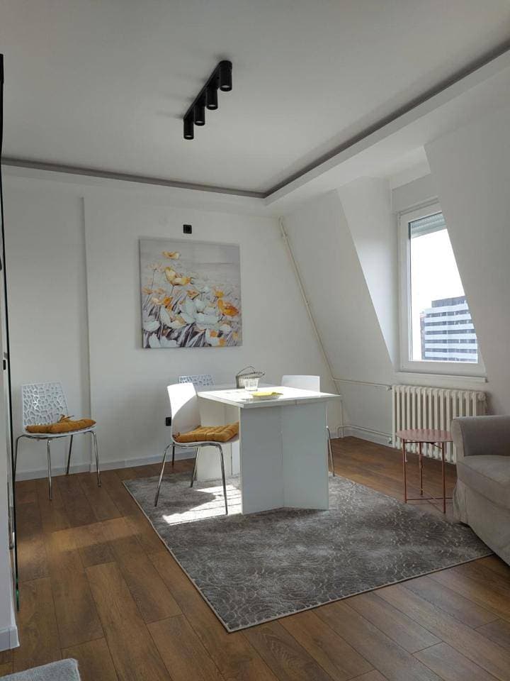 Foto 7 von 18: One-Bedroom Apartment