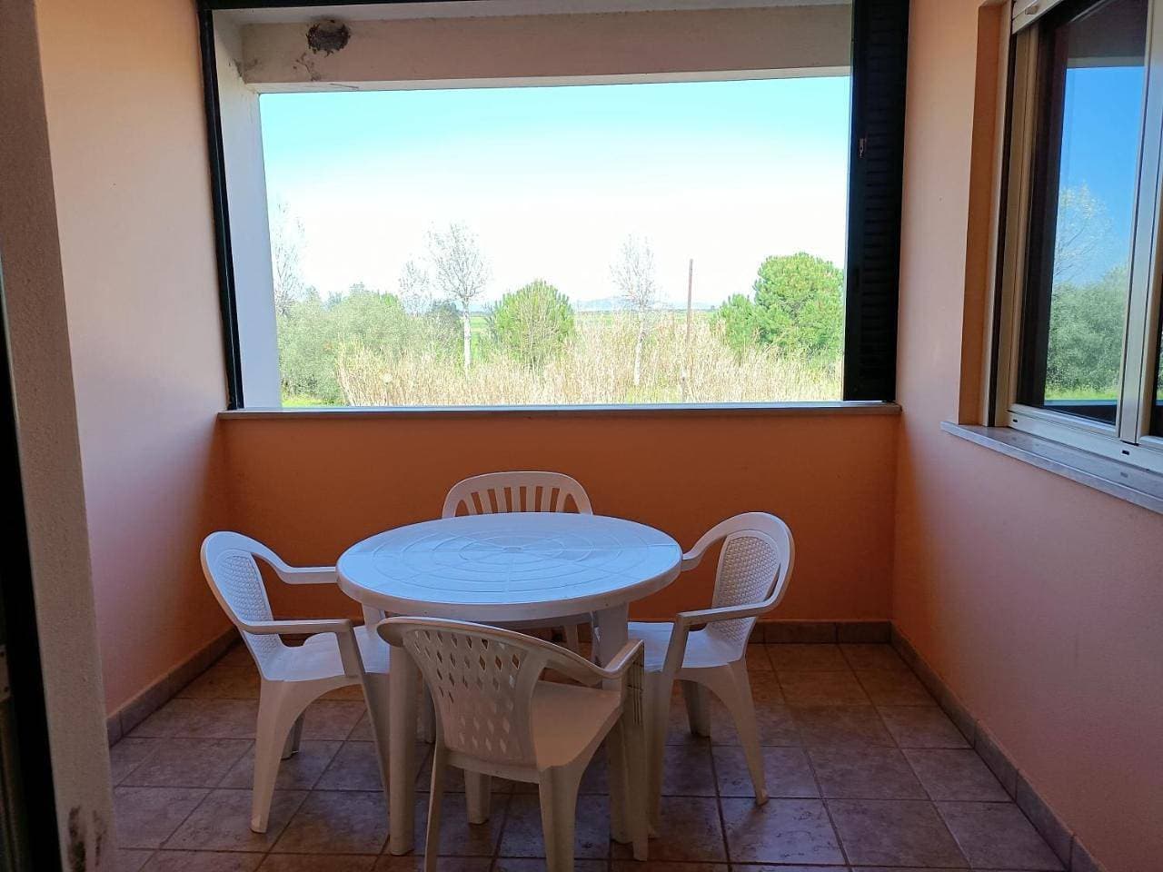 Foto 8 von 10: Two-Bedroom Apartment with Balcony and Terrace